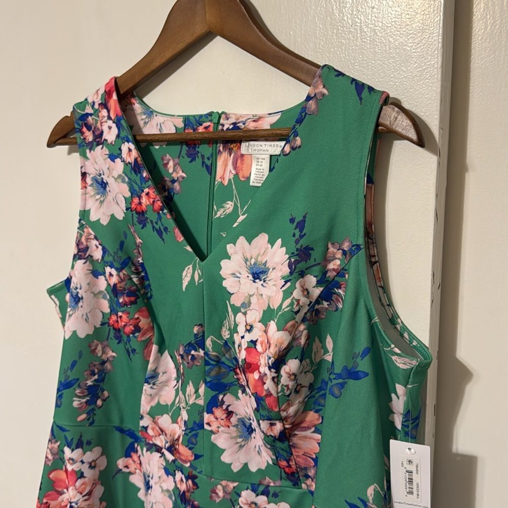 NWT London Times Women's V-Neck Flare Dress Guest of Garden Party Floral Fun - Picture 5 of 15